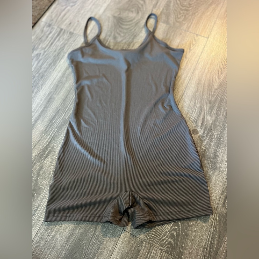 Gray Ribbed Sleeveless Romper